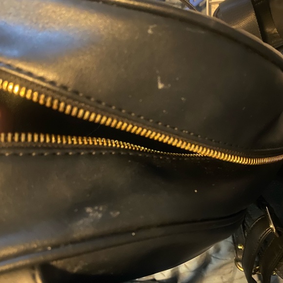 Guess backpack - Picture 4 of 4